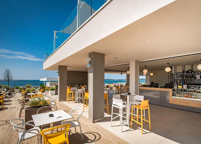 Hotel con golf: Arena Grand Kazela Camping Homes